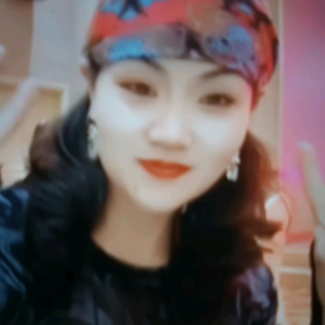 刘玲