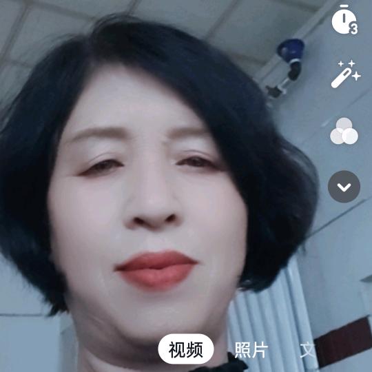 种棚奶奶首播中午十二点开播