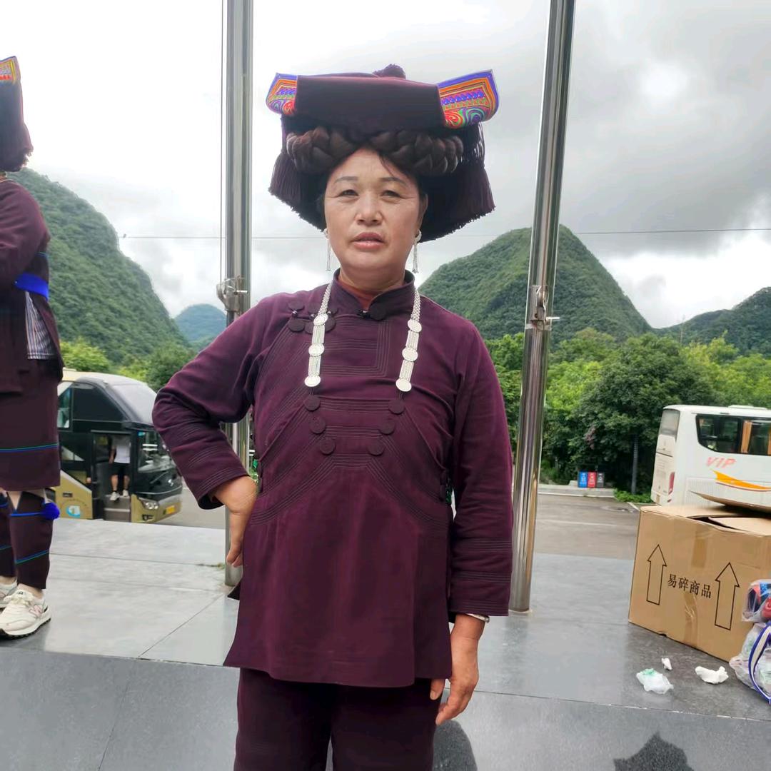 李啊十