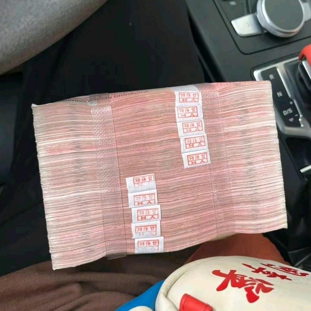 非凡
