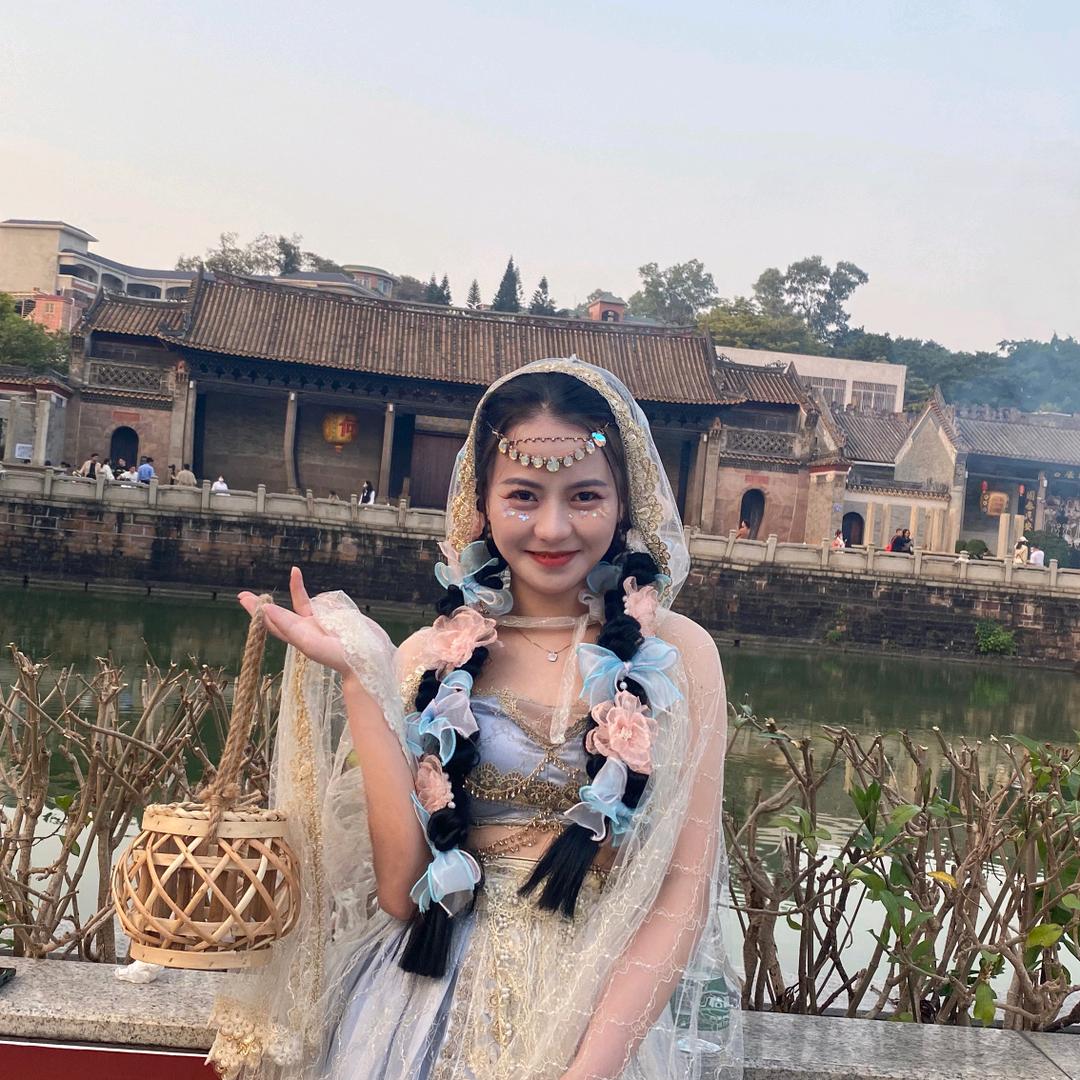 小丑的世界只有笑容