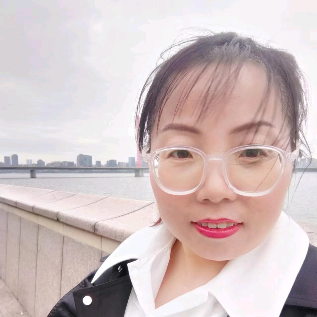 云歌.