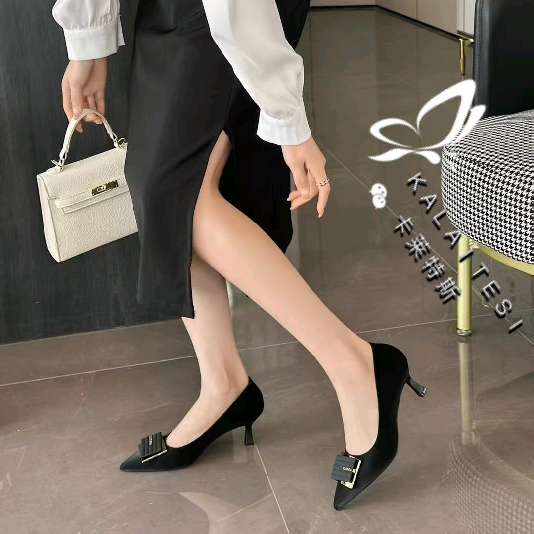 俊俊卡莱特斯特大码鞋 品牌专柜