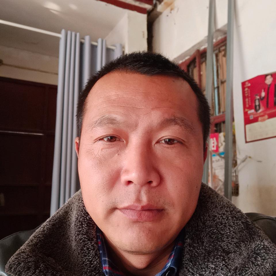 维修低速四轮电动车