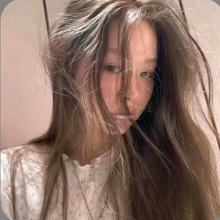 沈沈.