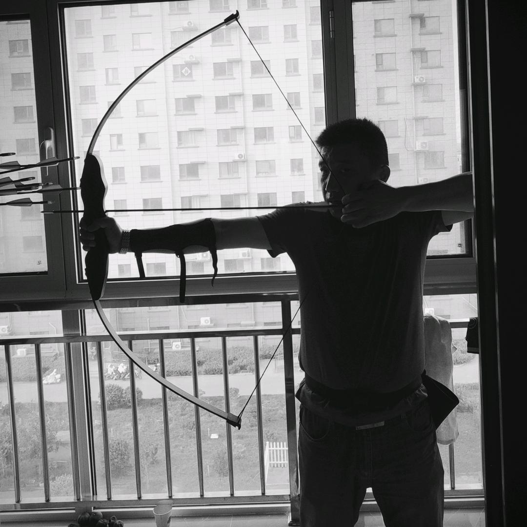 闲对清茶品浮生