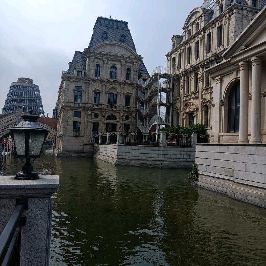 霸气龙城