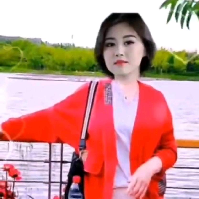 镜中花🌸