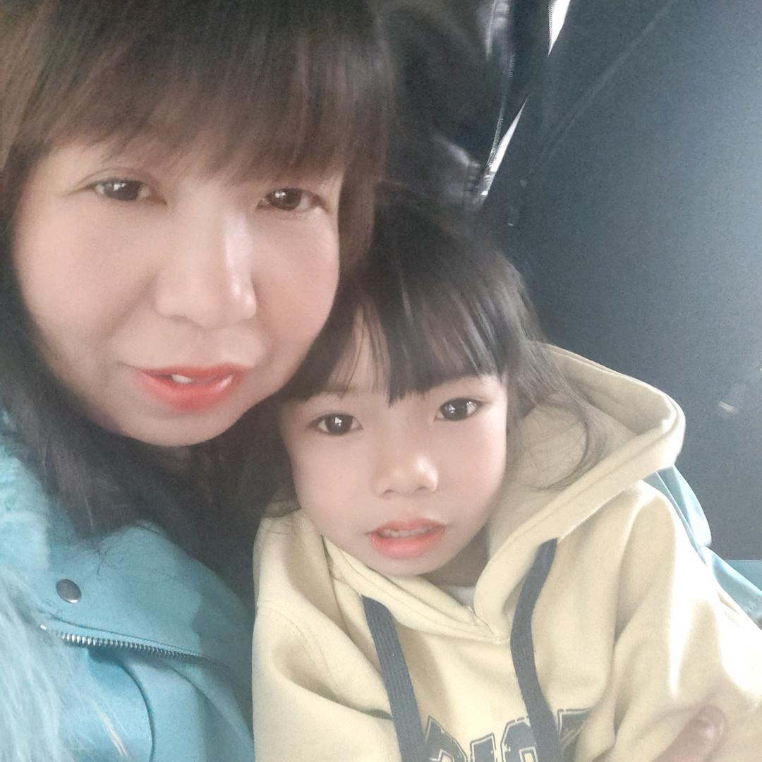 丁妈妈和她的五个孩子