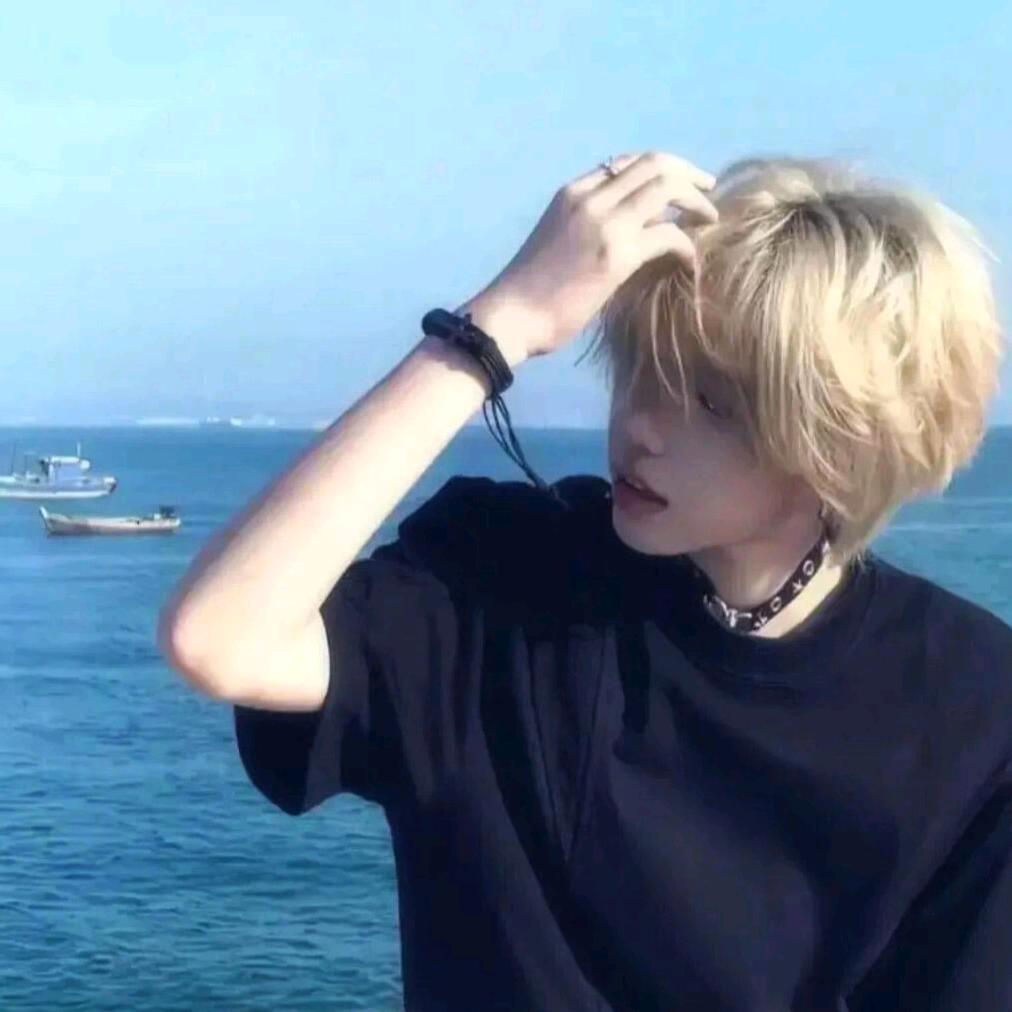 十五在逃月亮🌙