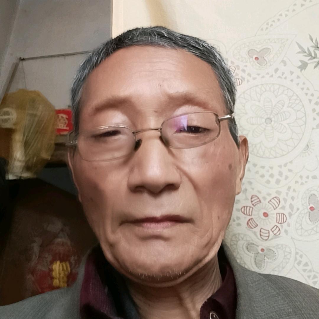 王梓