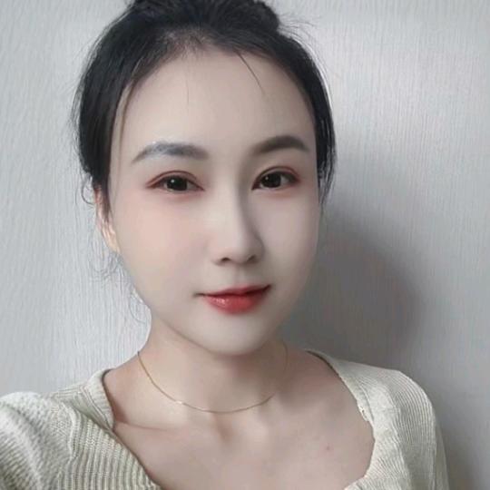 是忆秋呀