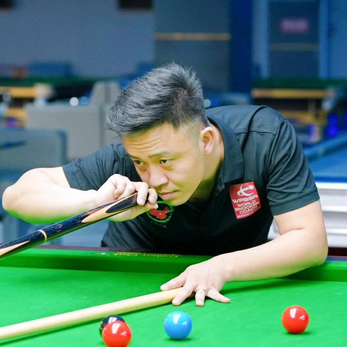 宜城·九龍台球工作室