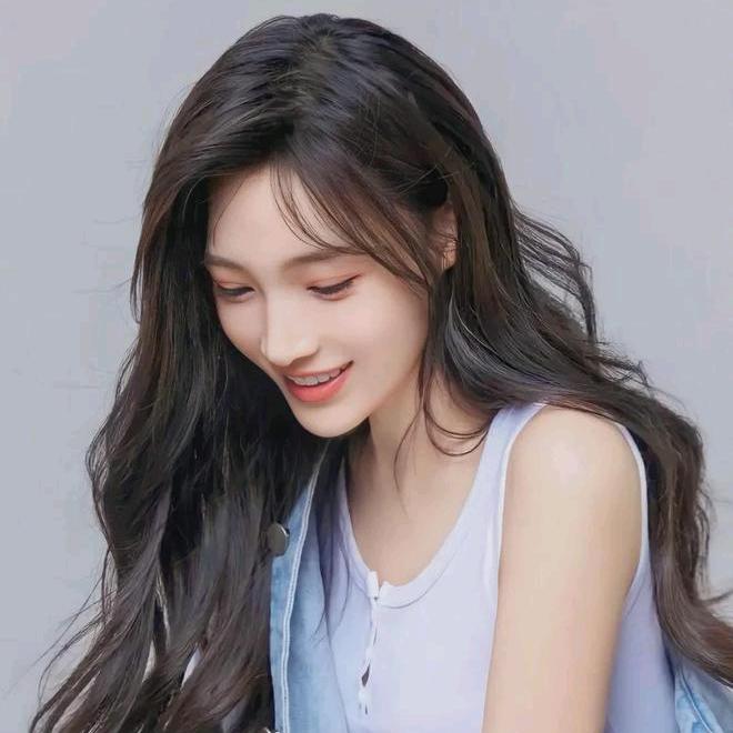 YY媛媛穿搭