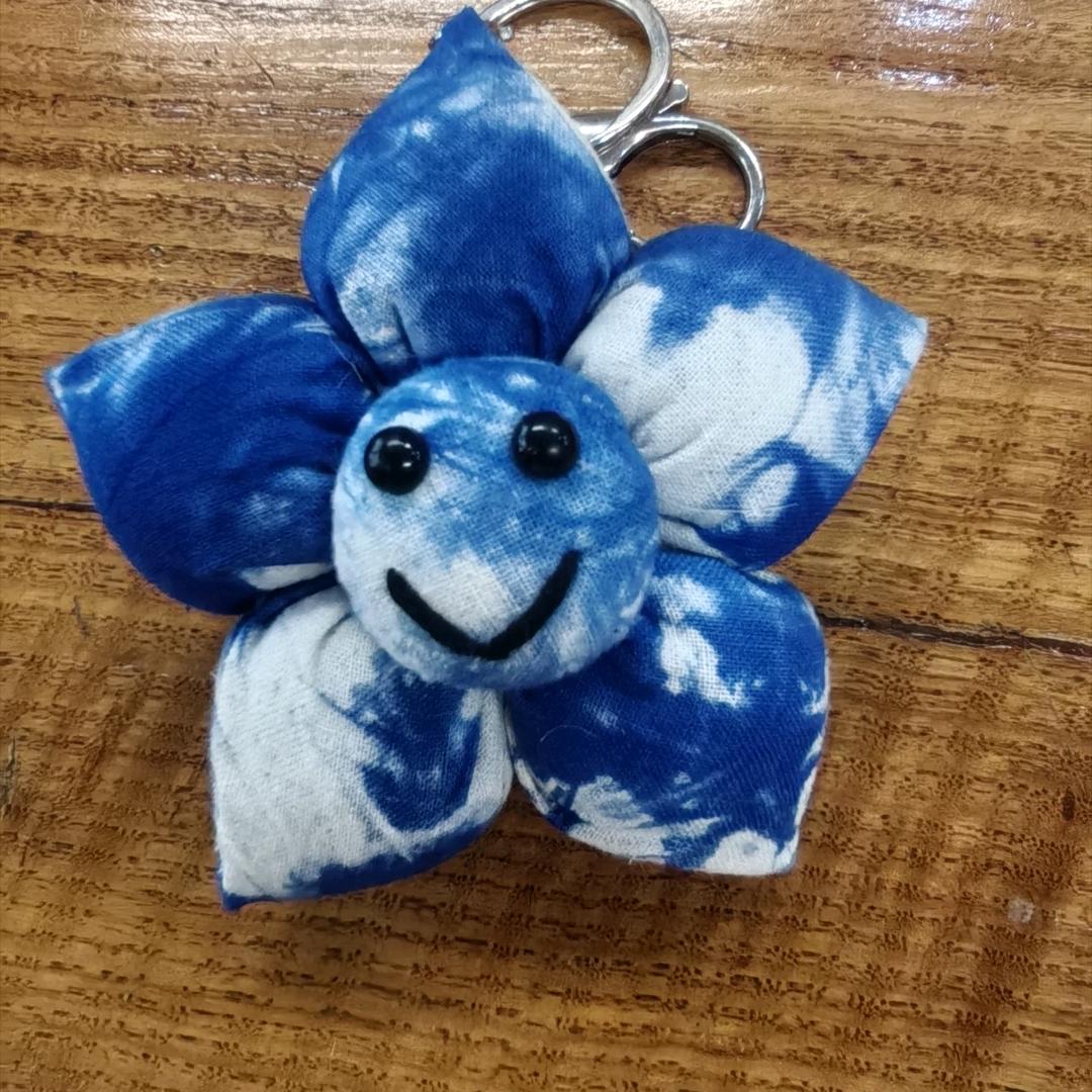 蓝色精灵