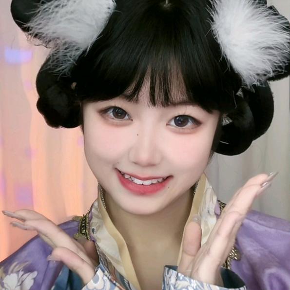 青哥儿🐸⁰⁸²⁶