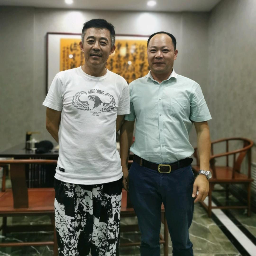 @传统野钓办公室（李主任）