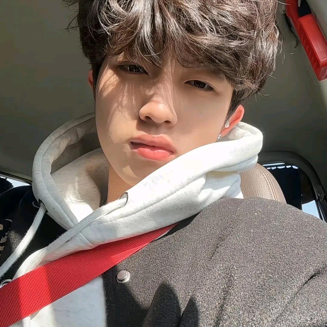 kkkkkkkkk（直播号）