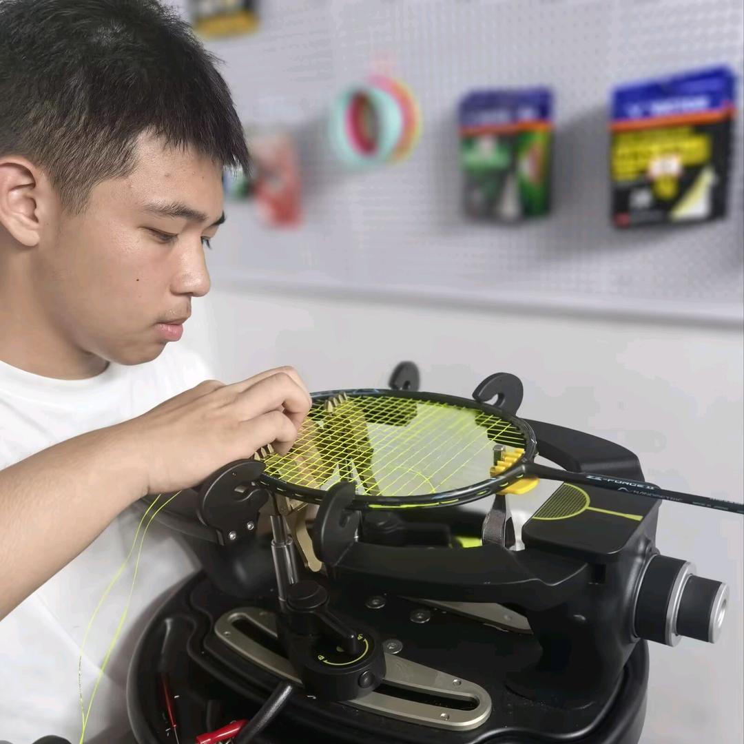 威海羽毛球拉线