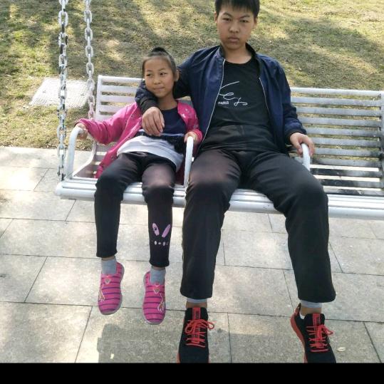 一个人在外面，