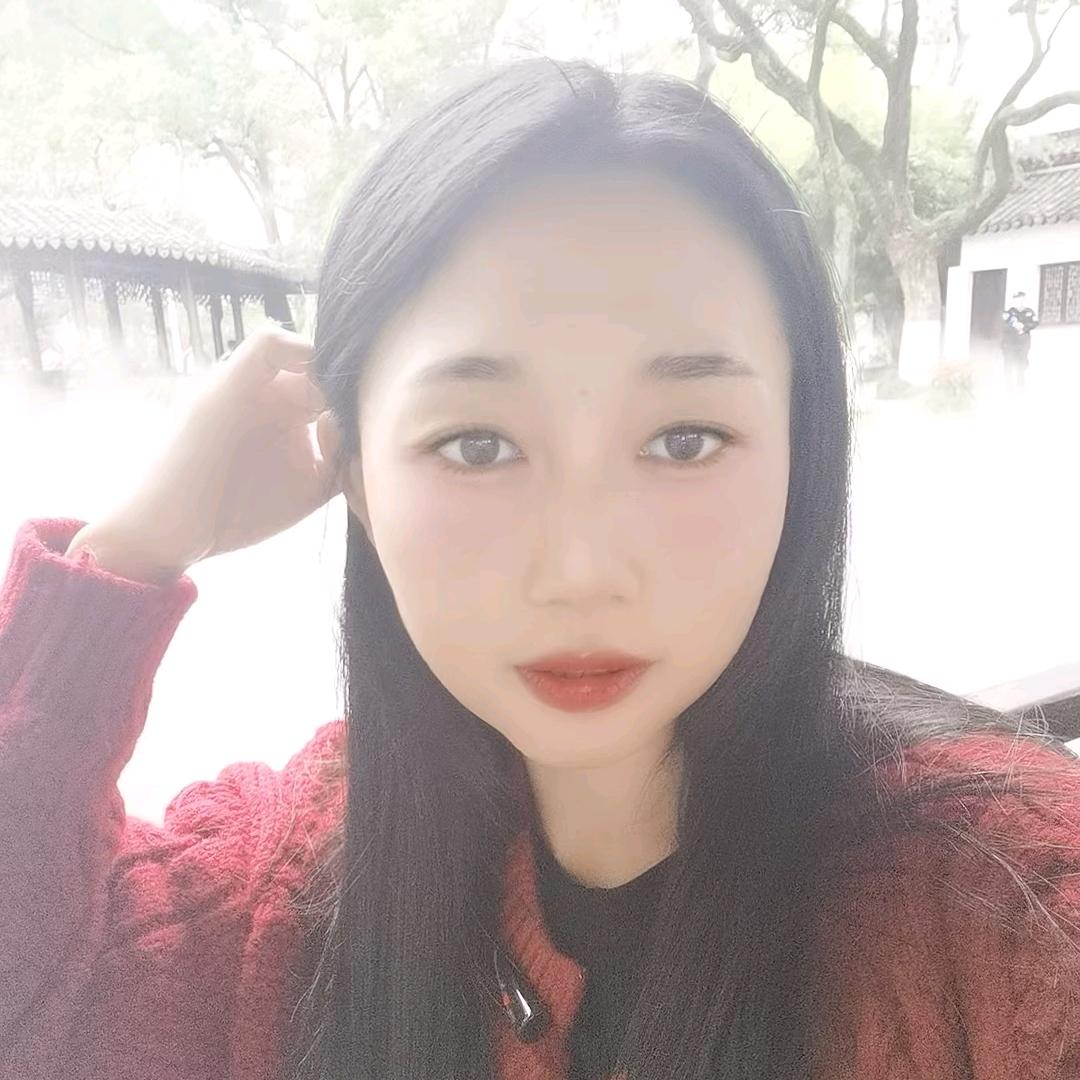 我是玲玲吖