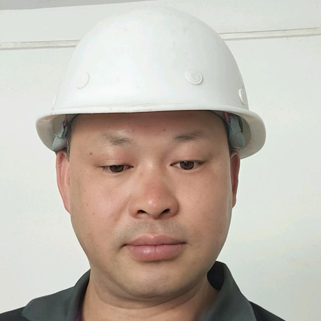 @南宁铺贴邓工