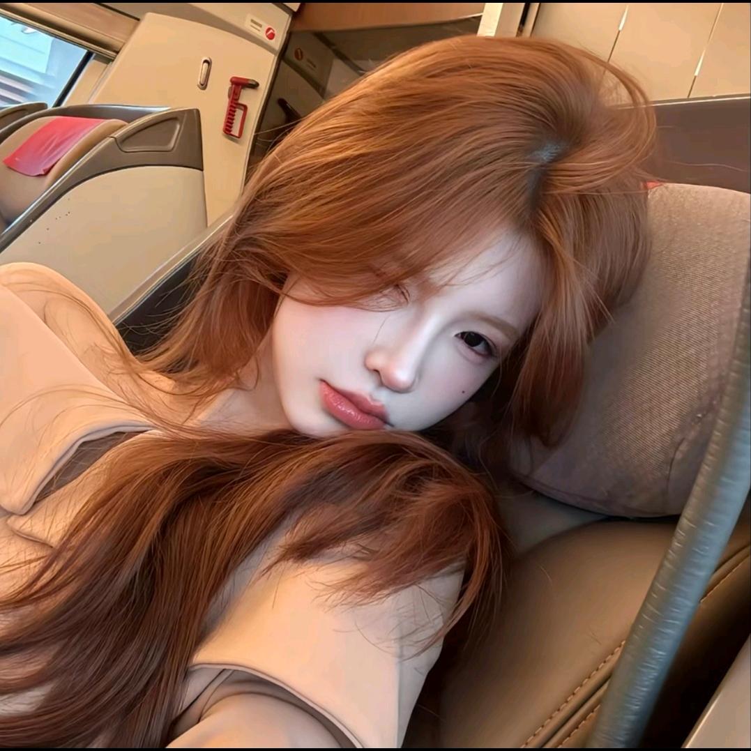 ʟ̆̈ᴜ̆̈ᴄ̆̈ᴋ̆̈ʏ̆̈🧡