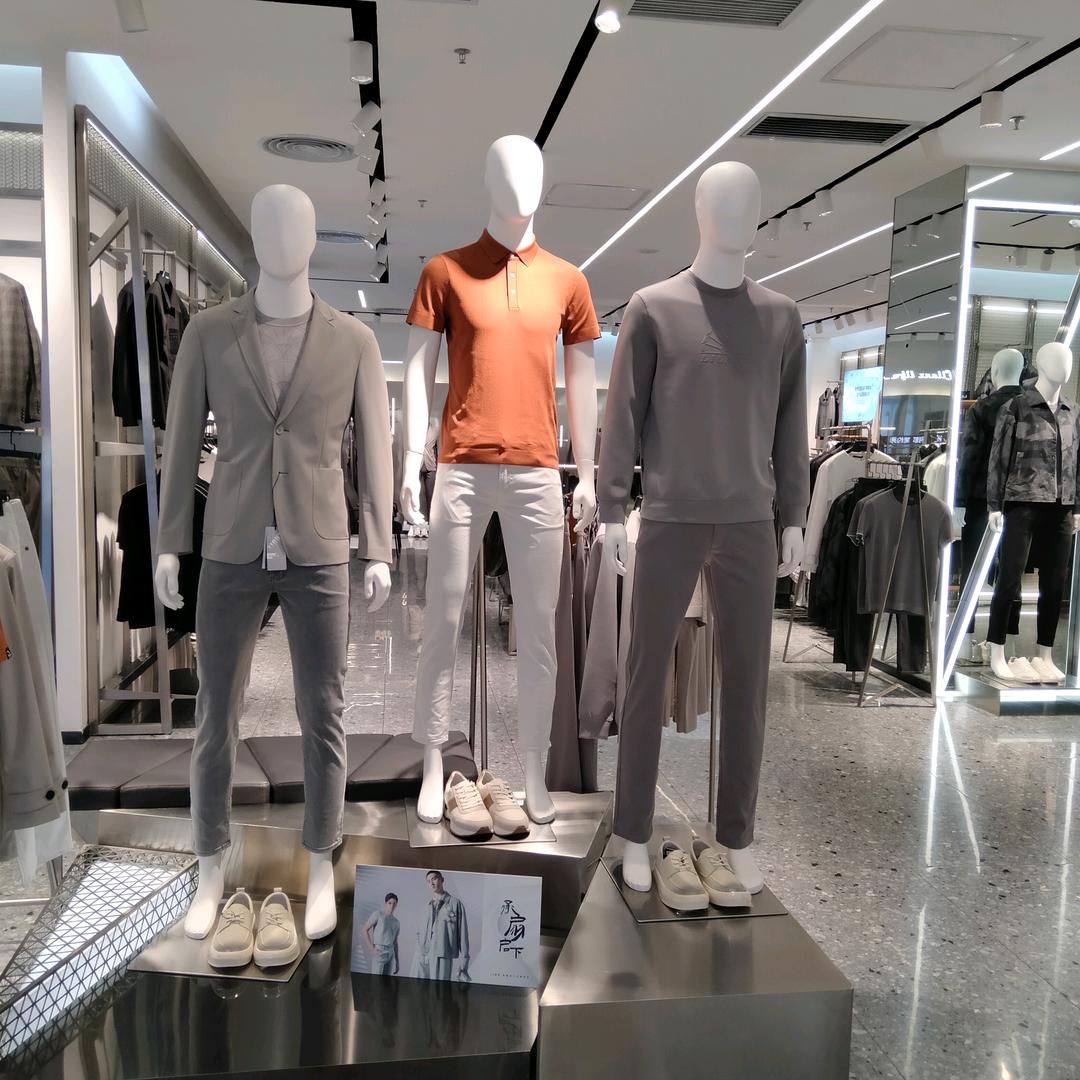 吉首天虹利郎男装