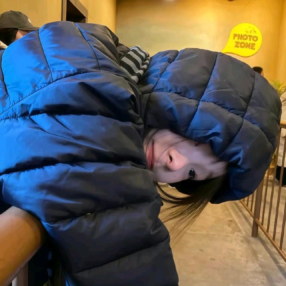 嘻嘻睡到自然醒.