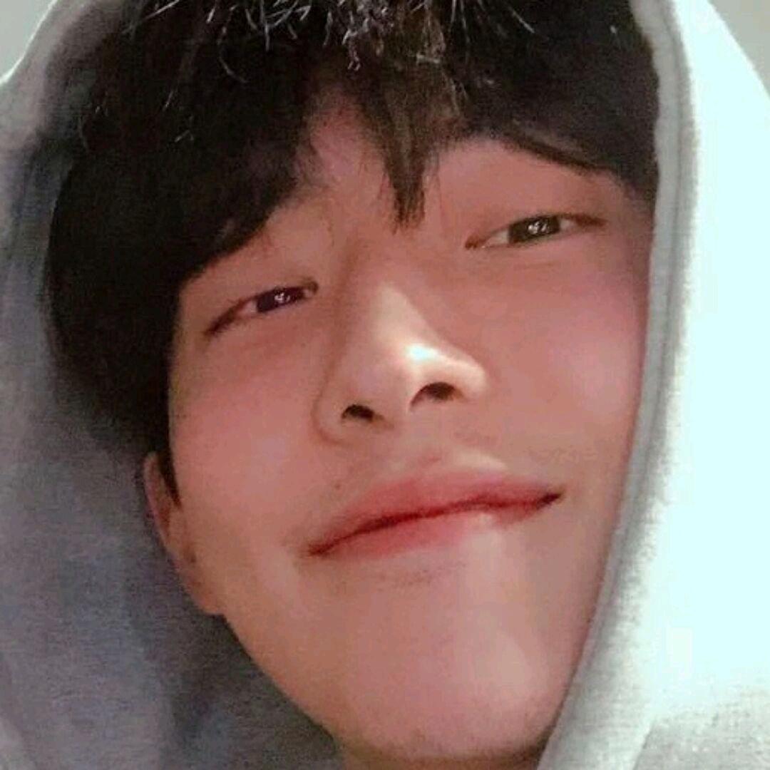 左三