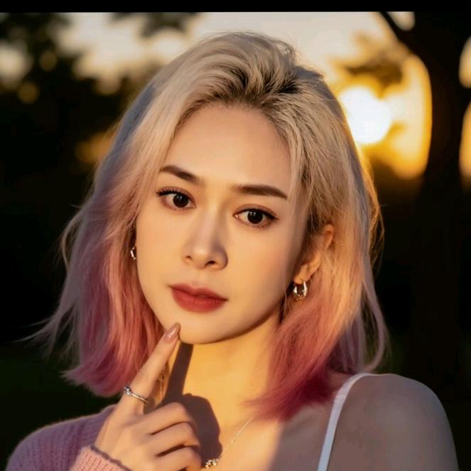 李七月
