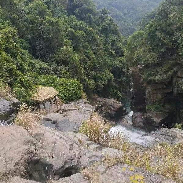 风雨过后终见彩虹