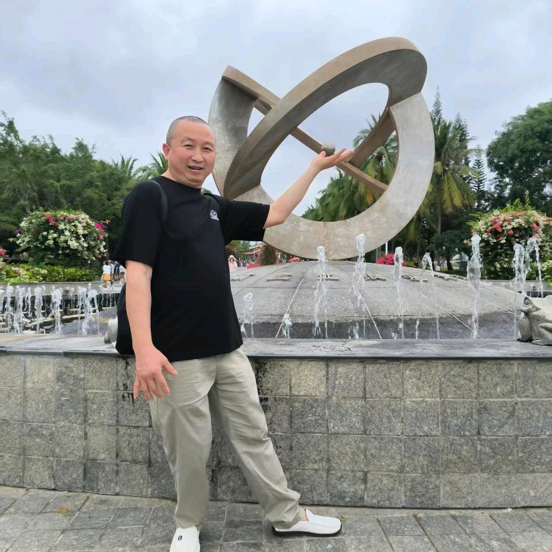 风中劲草