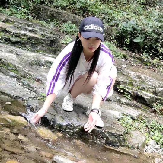 红红（零基础学爵士舞）