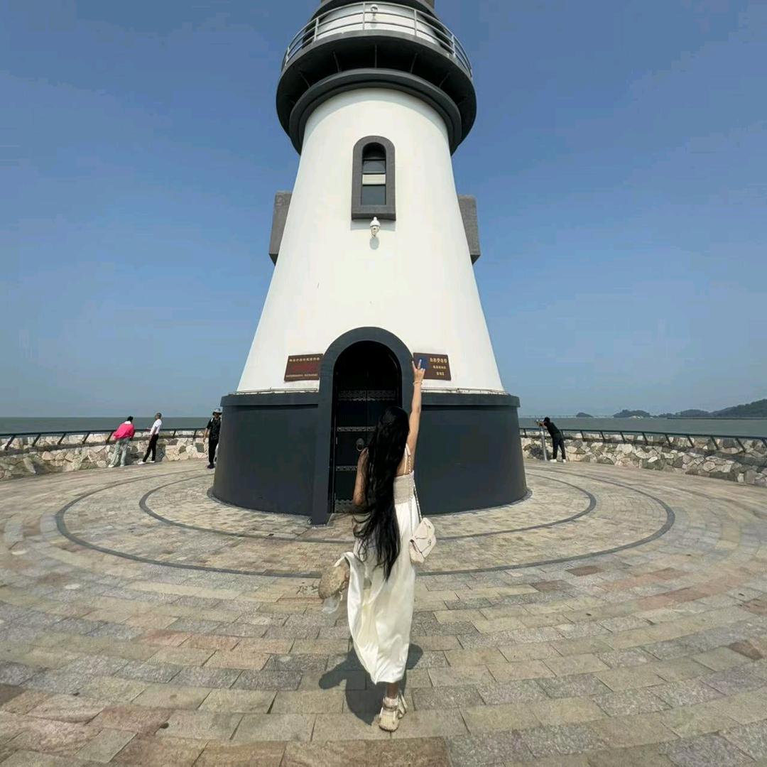 乖乖哒不要皮₍˄·͈༝·͈˄*₎◞ ̑̑