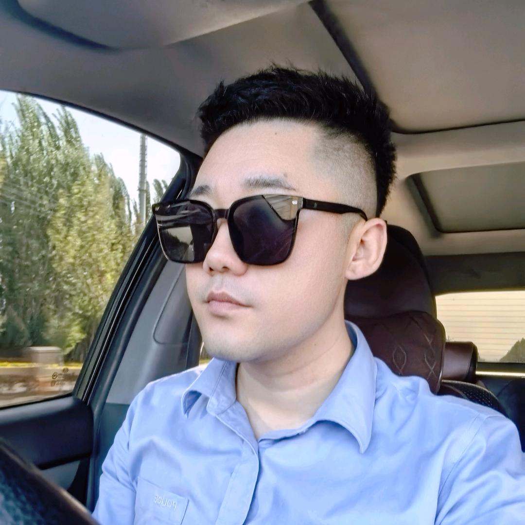 @精神小伙