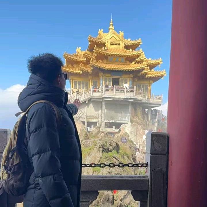 相逢何必曾相识