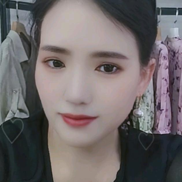 夏邑县闫东梅服装店