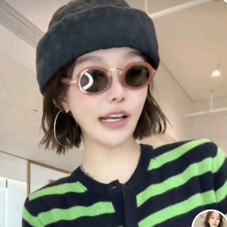 佟小白(轻奢女装)