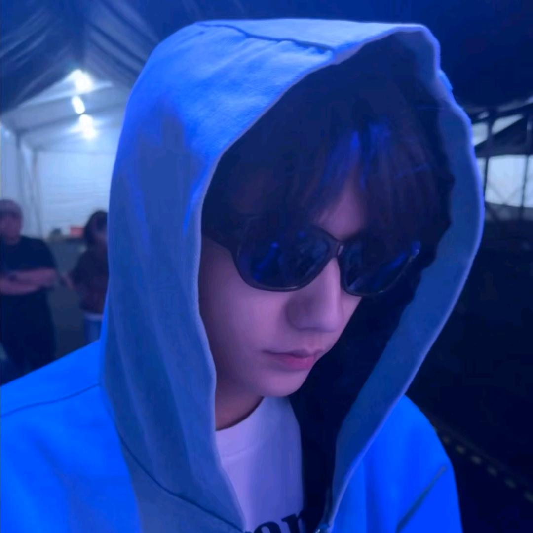 ᯠ _   ̫  _ ᯄ ੭