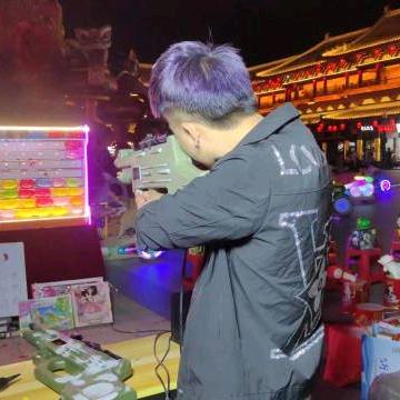 爱喝酒的江小白