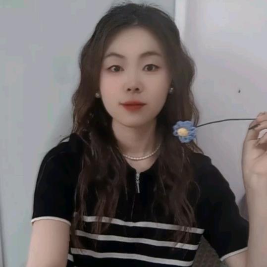٩(*´◒`*)۶小小顾