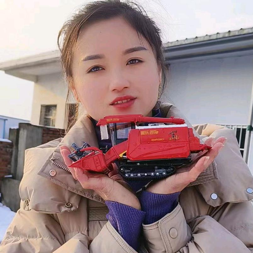 ☞美丽农机☜小陈