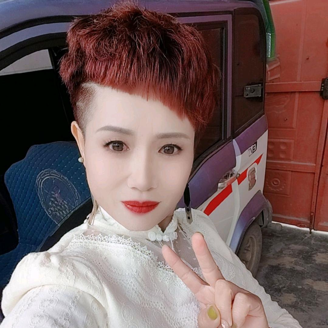 丽姐《晚上8点10分》
