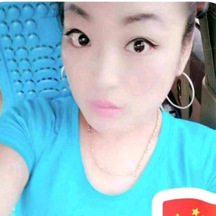 灵璧南关周俊艺术团王旋舞狮团队