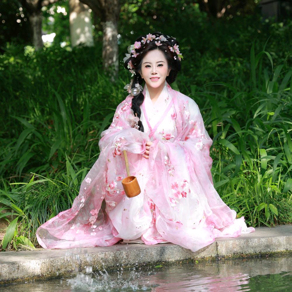 金辣辣୧⍤⃝🎀