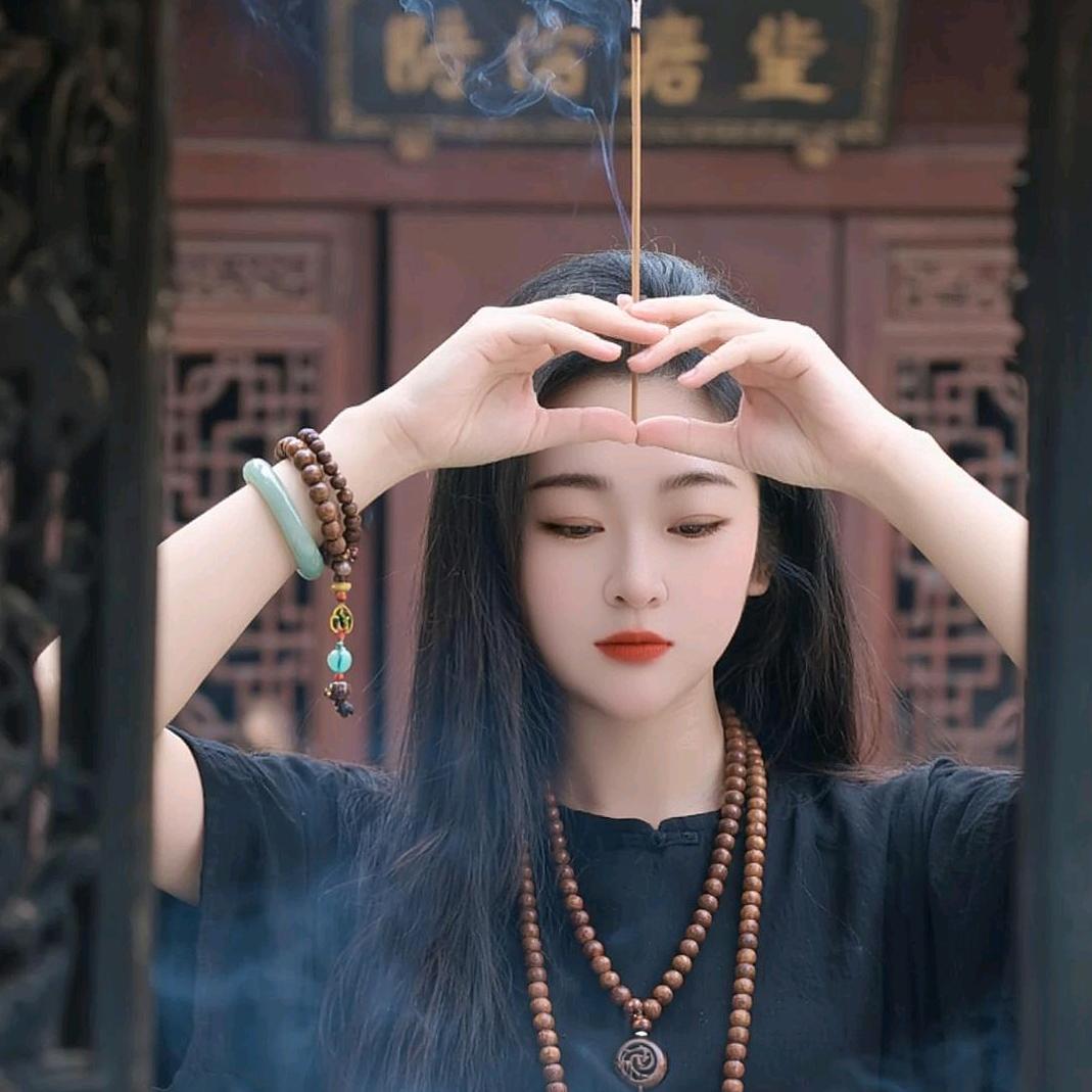 依惜醉紅顏