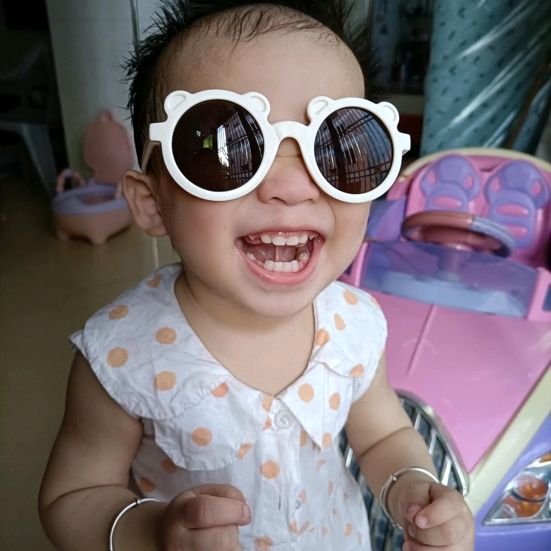 小萌妹菲菲