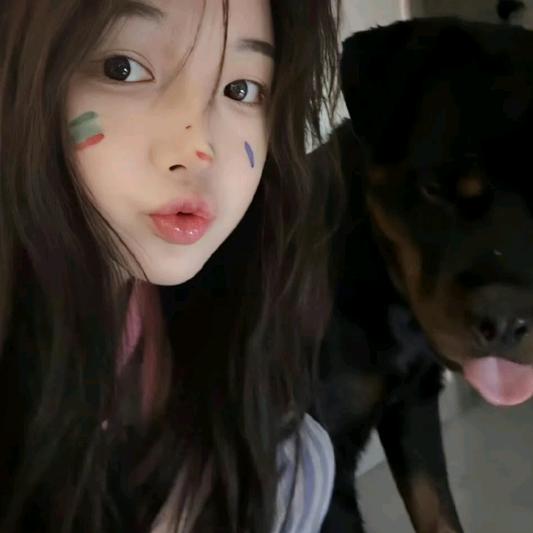 花泽美美.