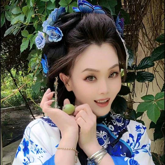 阳光·女人·水